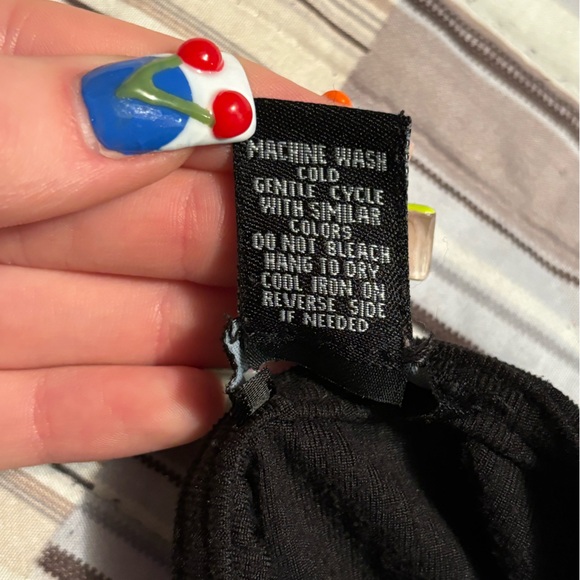 Skin tight ribbed tank body suit - Picture 4 of 4